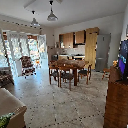 A Pochi Passi Dal Mare In Posizione Strategica Apartment Pescara
